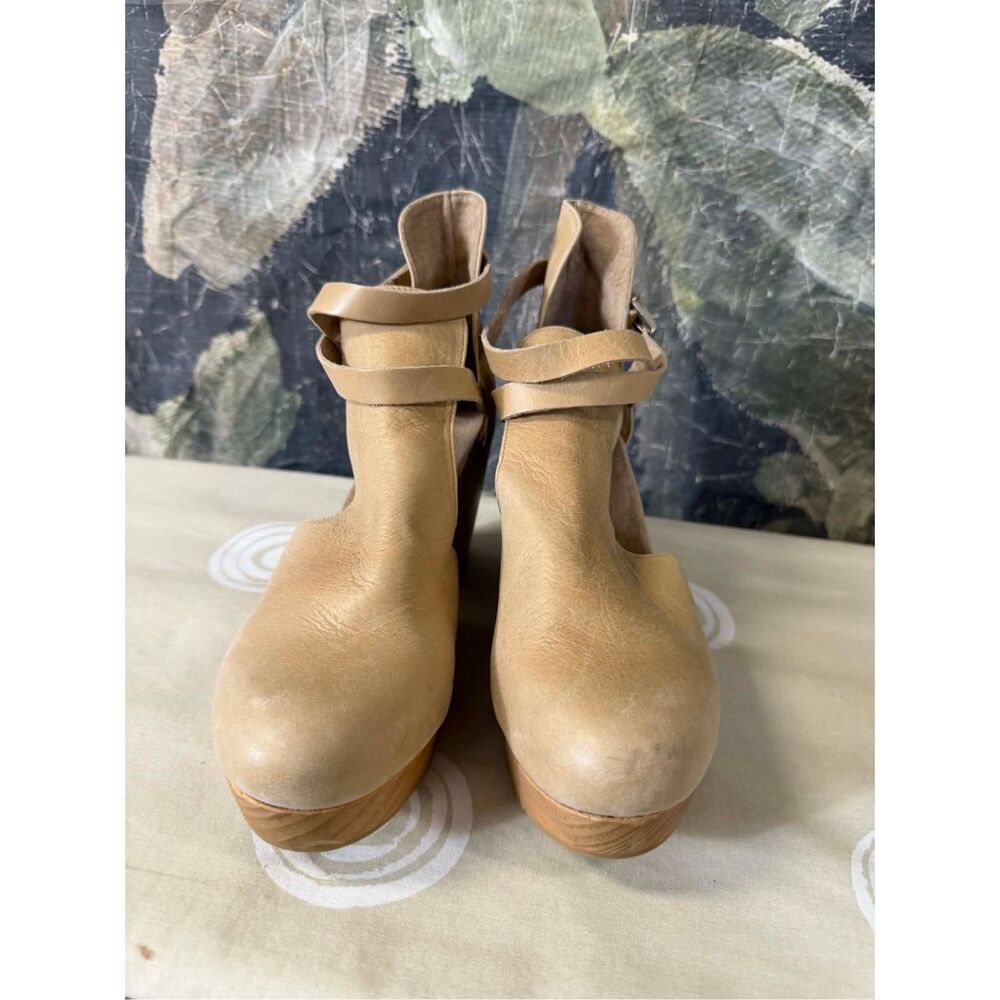 Free People Cedar Clog Size 9 - Picture 7 of 11